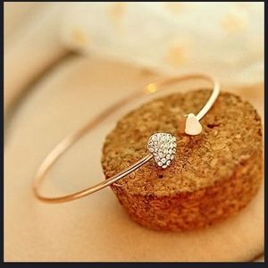 ☆ONLY 2 LEFT☆Bracelet